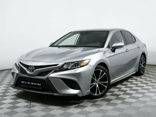 Toyota Camry,  VIII (XV70)