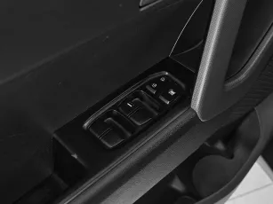 Hyundai  13