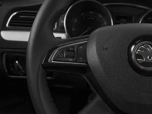 Skoda  10