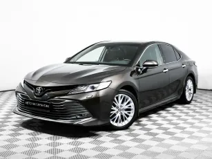 Toyota Camry,  VIII (XV70)