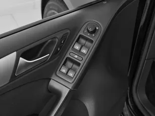 Volkswagen  13