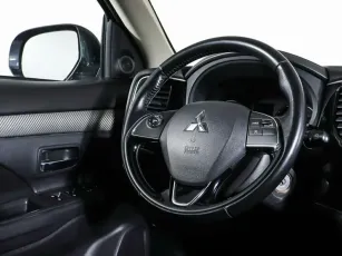 Mitsubishi  13