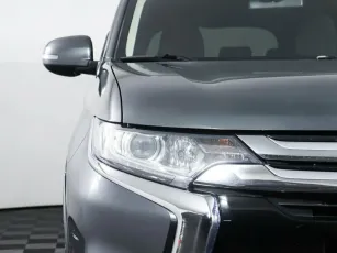 Mitsubishi  7