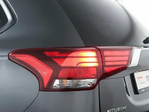 Mitsubishi  8