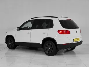 Volkswagen  4