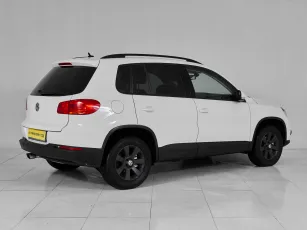 Volkswagen  6