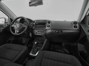 Volkswagen  9