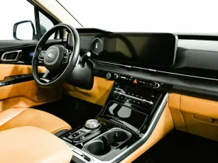 Kia  8