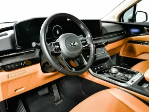 Kia  9