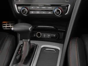 Kia  22