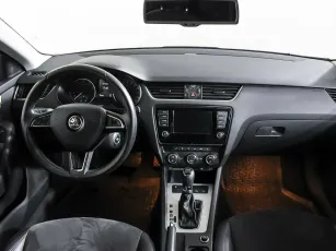 Skoda  9