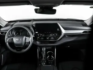 Toyota  12