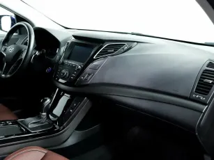 Hyundai  9