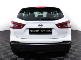 Nissan  6