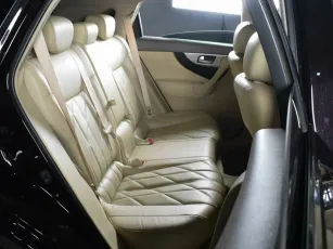 Infiniti  14