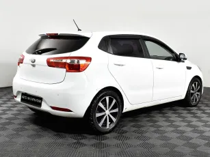 Kia  3