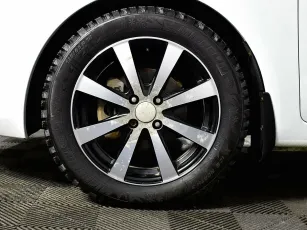 Kia  5