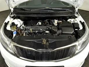 Kia  6