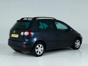 Volkswagen  6