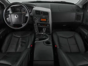 SsangYong  8