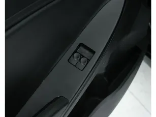 Hyundai  11