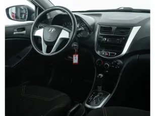Hyundai  17