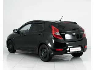 Hyundai  5