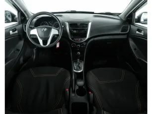 Hyundai  8