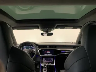 Audi  9
