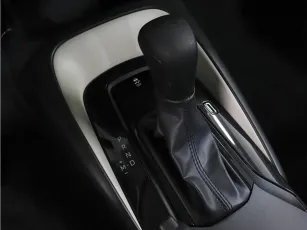 Toyota  15