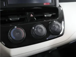 Toyota  16