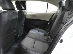 Toyota  18