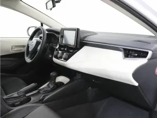 Toyota  9