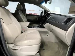 Kia  5