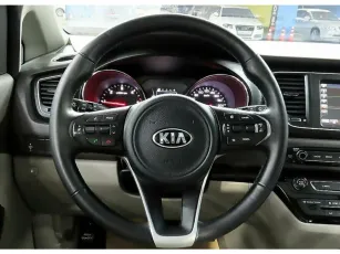 Kia  6