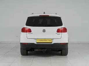 Volkswagen  5
