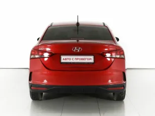 Hyundai  4