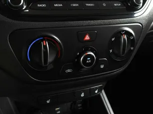 Hyundai  8