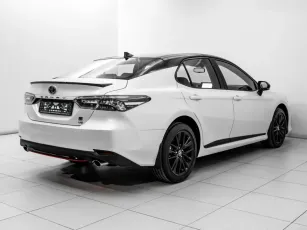 Toyota  6