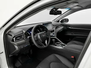 Toyota  9