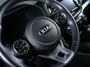 Kia  9