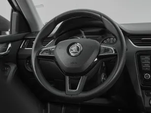 Skoda  8