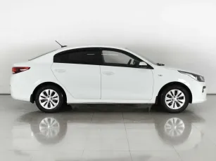 Kia  4