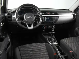 Kia  6