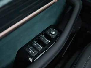 Geely  22