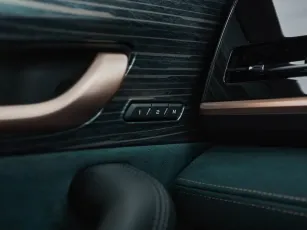 Geely  23
