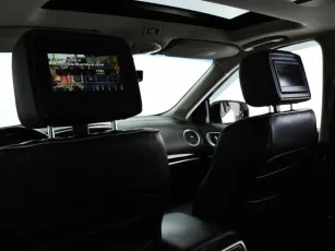 Infiniti  11