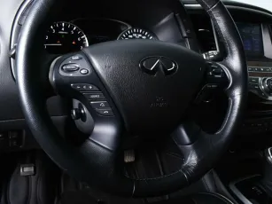 Infiniti  12