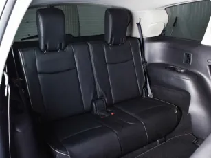 Infiniti  15
