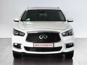 Infiniti  2